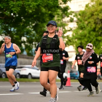 Runner Photo 4153493