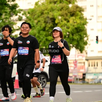 Runner Photo 4153501