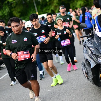 Runner Photo 4153504