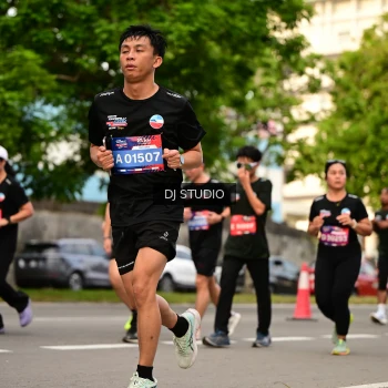 Runner Photo 4153519