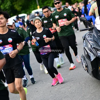 Runner Photo 4153531