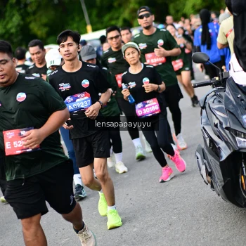 Runner Photo 4153535