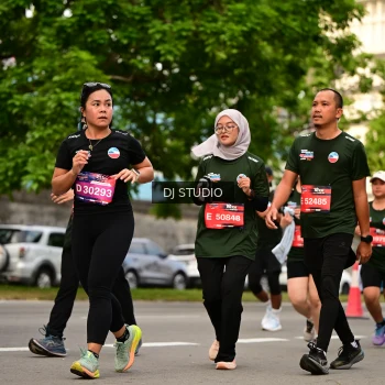 Runner Photo 4153541