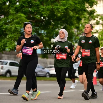 Runner Photo 4153543