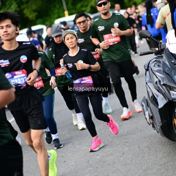 Runner Photo 4153544