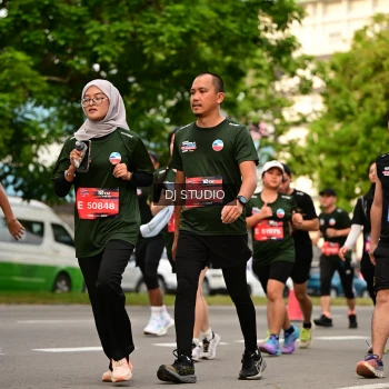 Runner Photo 4153546