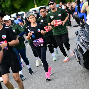 Runner Photo 4153555
