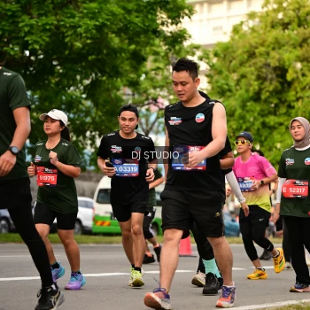 Runner Photo 4153558