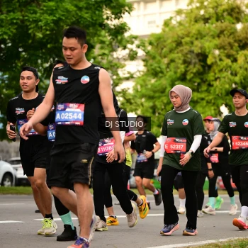 Runner Photo 4153566