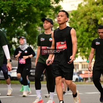 Runner Photo 4153593