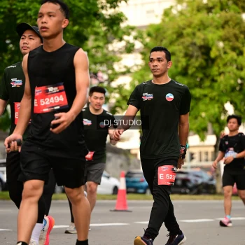 Runner Photo 4153594