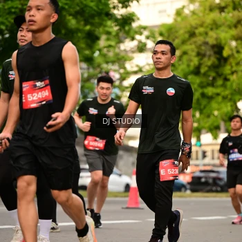 Runner Photo 4153596