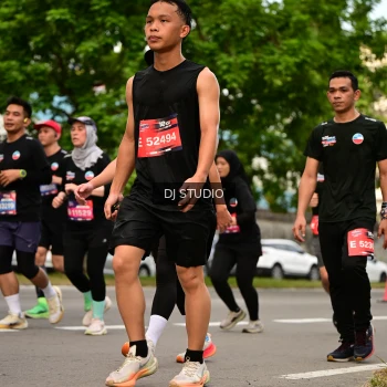 Runner Photo 4153606