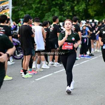 Runner Photo 4153609