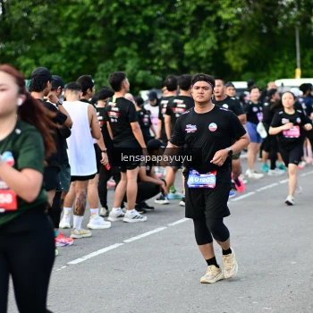 Runner Photo 4153629