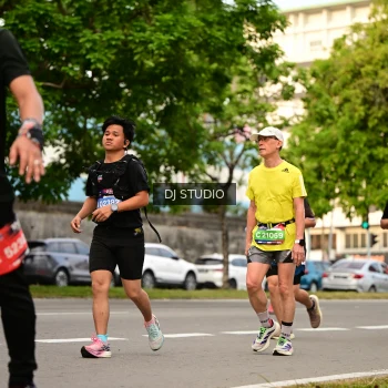 Runner Photo 4153634