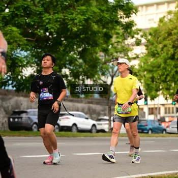 Runner Photo 4153636