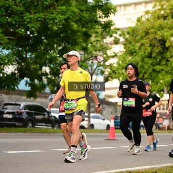 Runner Photo 4153640