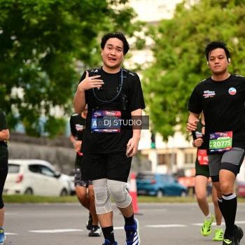 Runner Photo 4153666