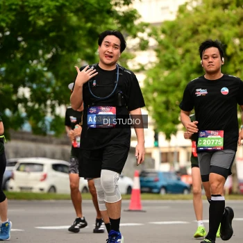 Runner Photo 4153668