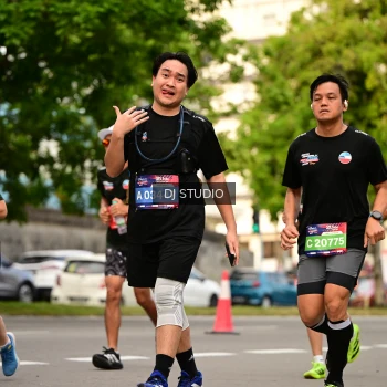 Runner Photo 4153675