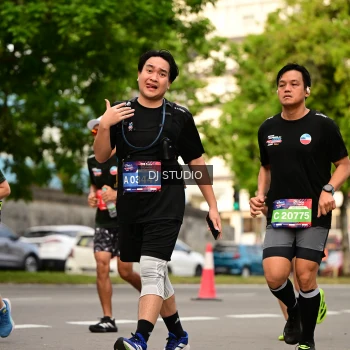 Runner Photo 4153676