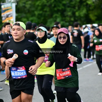 Runner Photo 4153677