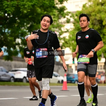 Runner Photo 4153679