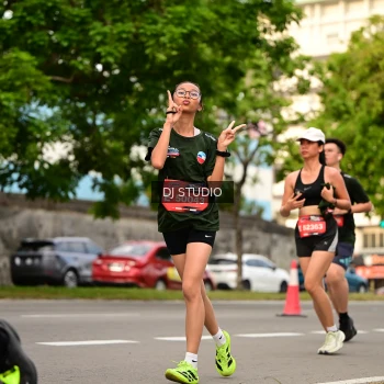 Runner Photo 4153699