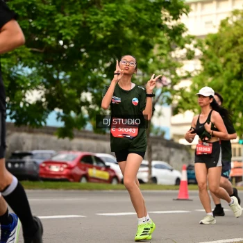 Runner Photo 4153700