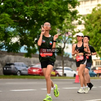 Runner Photo 4153702
