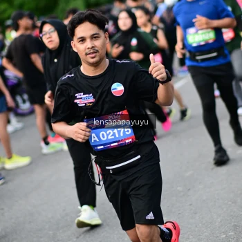 Runner Photo 4153720