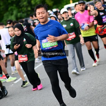 Runner Photo 4153731