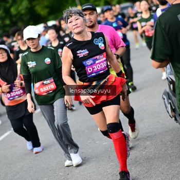 Runner Photo 4153759