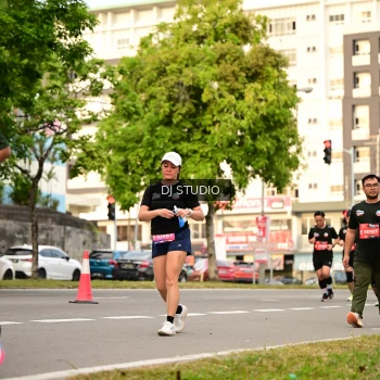 Runner Photo 4153782