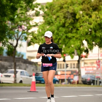 Runner Photo 4153788