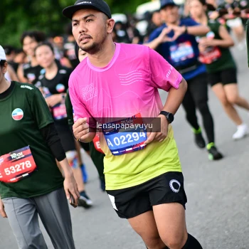 Runner Photo 4153806