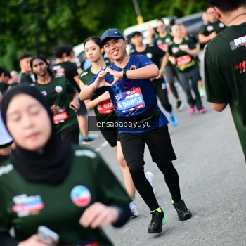 Runner Photo 4153807