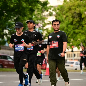 Runner Photo 4153815