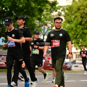 Runner Photo 4153817