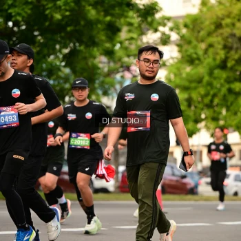 Runner Photo 4153820