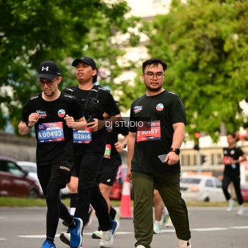 Runner Photo 4153823
