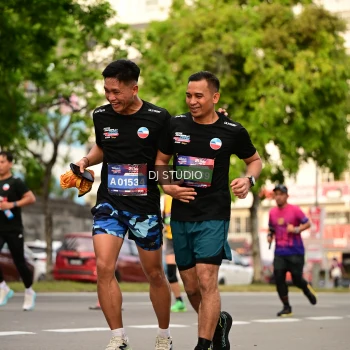 Runner Photo 4153839
