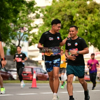Runner Photo 4153845