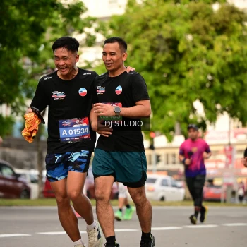 Runner Photo 4153852