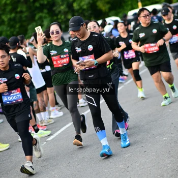 Runner Photo 4153853