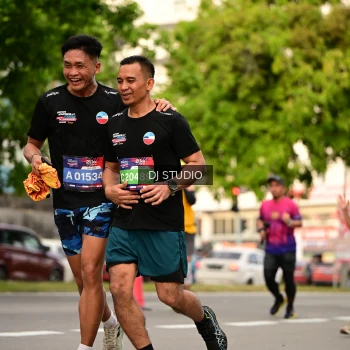 Runner Photo 4153858