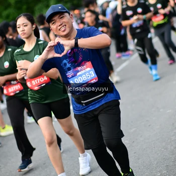 Runner Photo 4153863