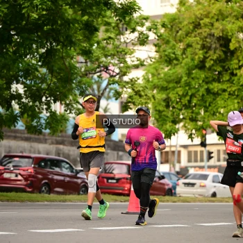 Runner Photo 4153864