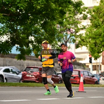Runner Photo 4153867